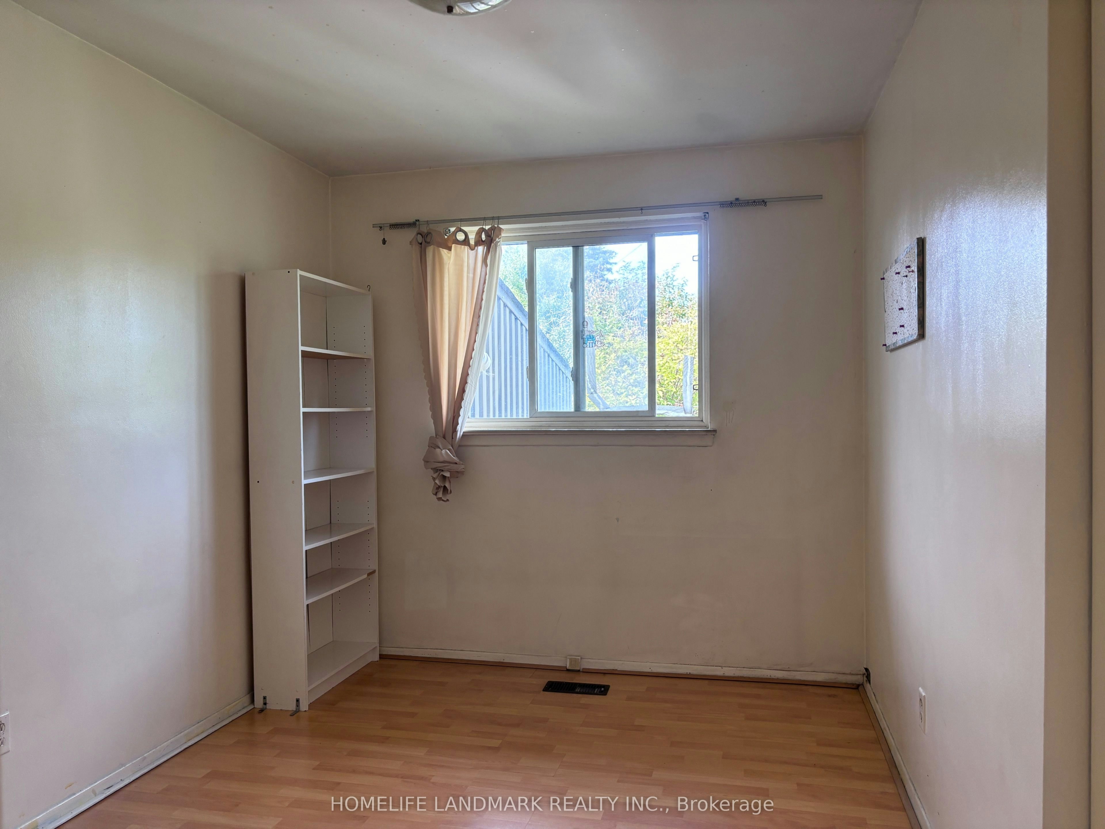 97 Tourmaline Drive, Toronto, ON, M1T 1X1 - 4