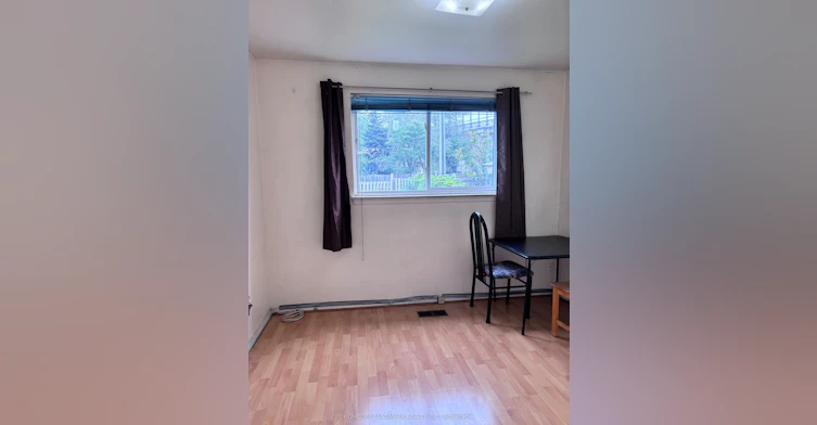 97 Tourmaline Drive, Toronto, ON, M1T 1X1 - 8