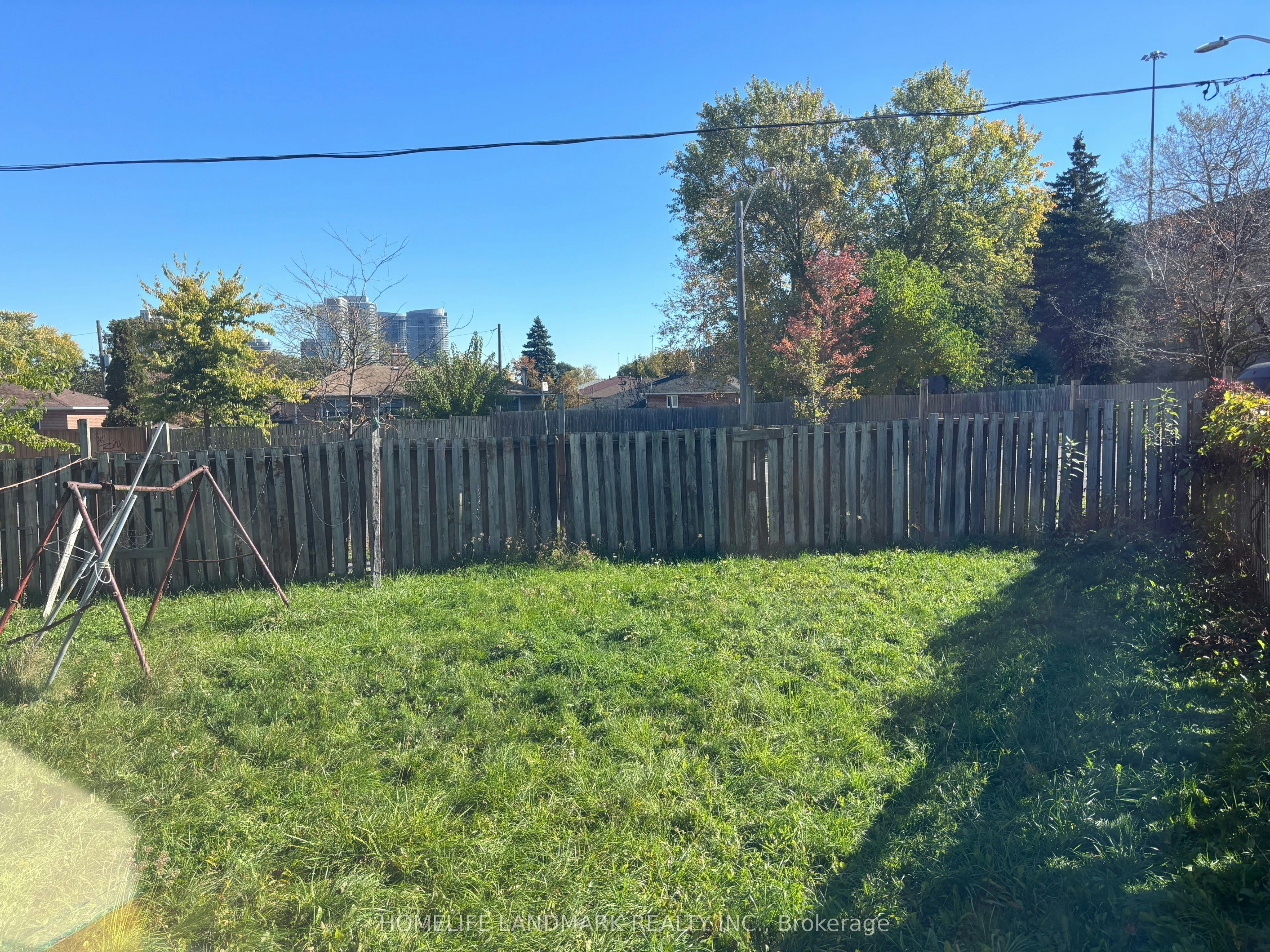97 Tourmaline Drive, Toronto, ON, M1T 1X1 - 11