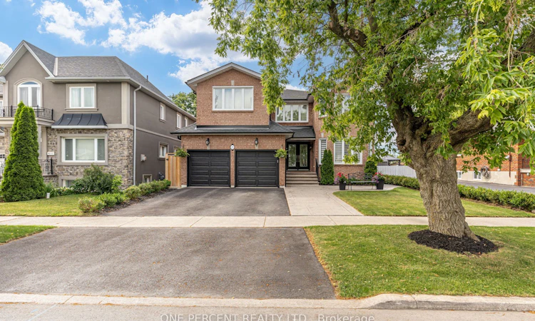 7 Mendip Crescent