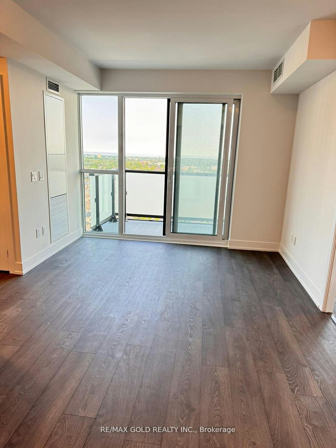 2316-2550 Simcoe Street N, Oshawa, ON, L1L 0R5 - 10