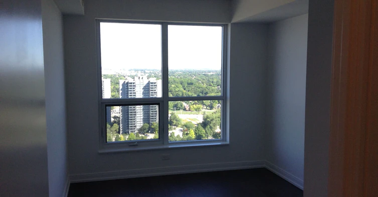 2608-255 Village Green Square, Toronto, ON, M1S 0L7 - 4