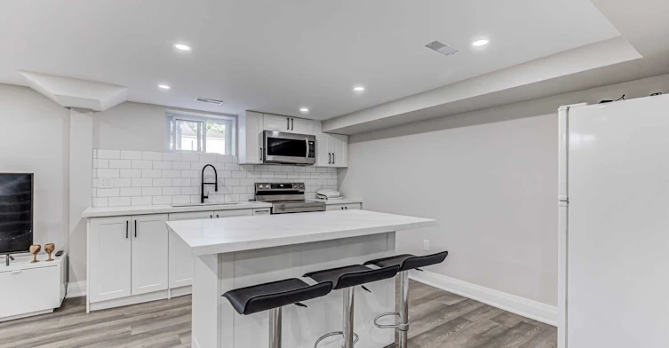 54 Inniswood Drive, Toronto, ON, M1R 1E5 - 9
