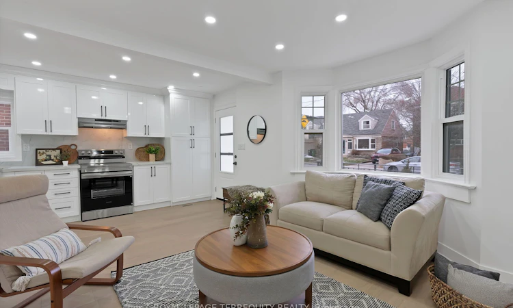 40 Leroy Avenue