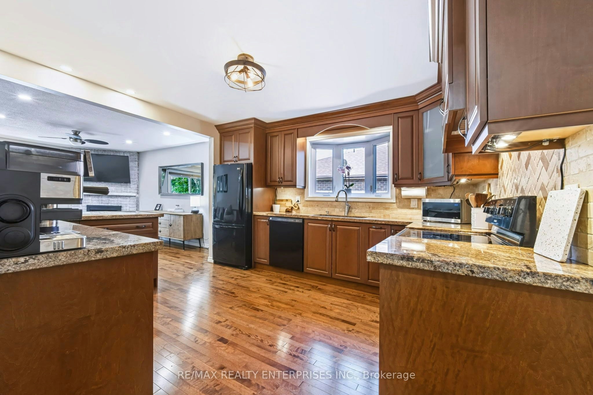Main-71 Inglewood Place, Whitby, ON, L1N 8Z8 - 12