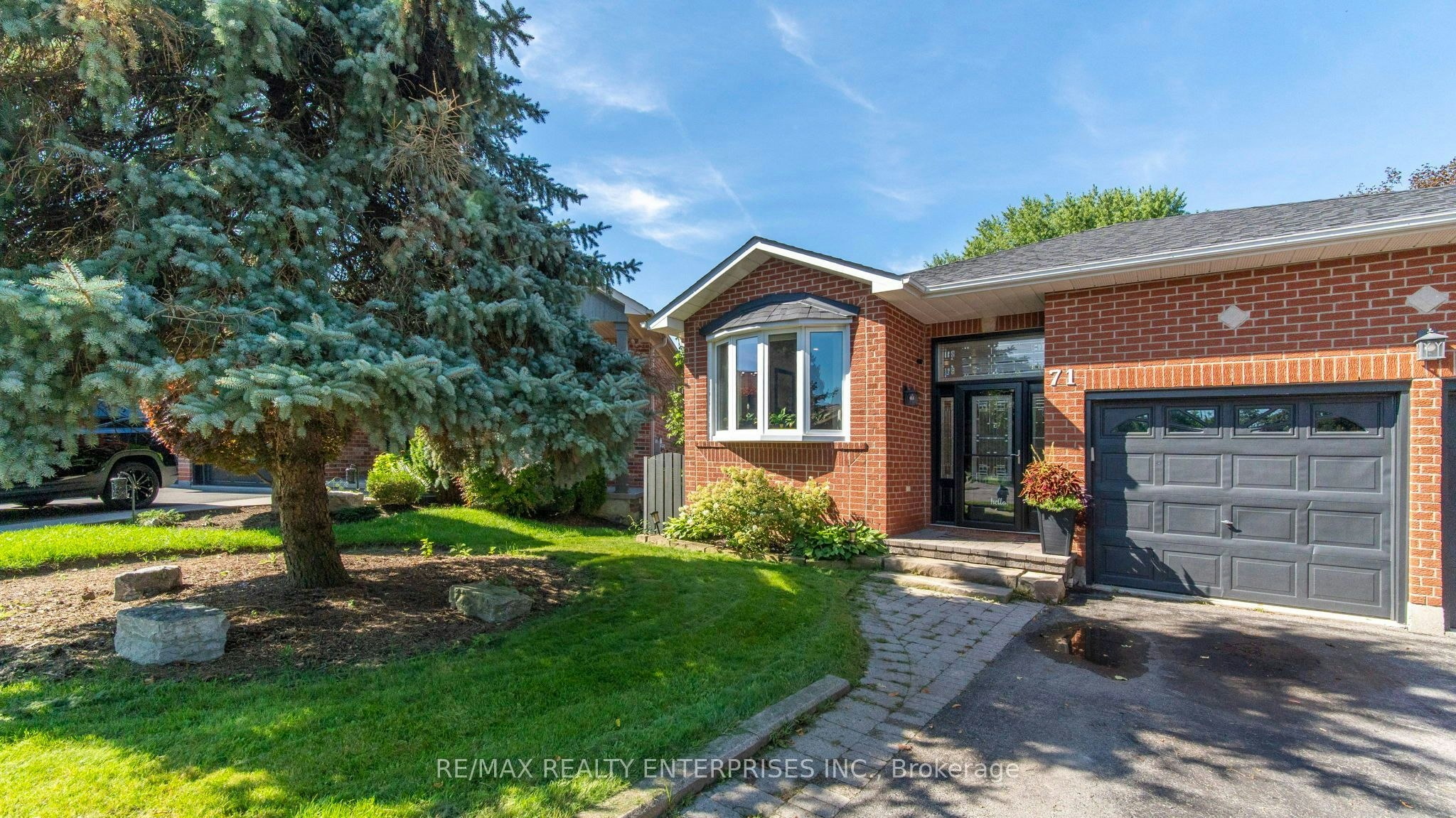 Main-71 Inglewood Place, Whitby, ON, L1N 8Z8 - 2