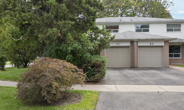 91 Glenstroke Drive