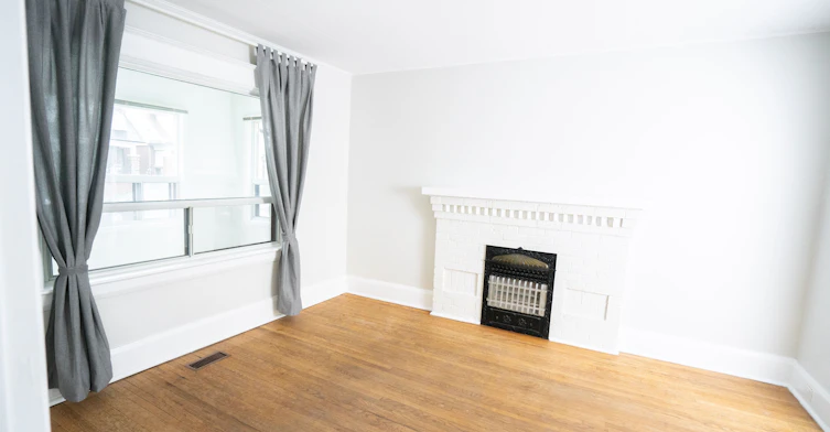 Upper-393 Milverton Boulevard, Toronto, ON, M4J 1W1 - 3
