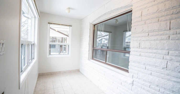 Upper-393 Milverton Boulevard, Toronto, ON, M4J 1W1 - 12