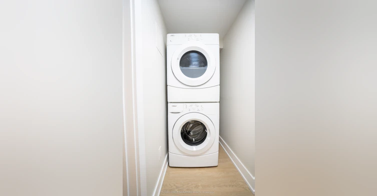 Upper-393 Milverton Boulevard, Toronto, ON, M4J 1W1 - 11