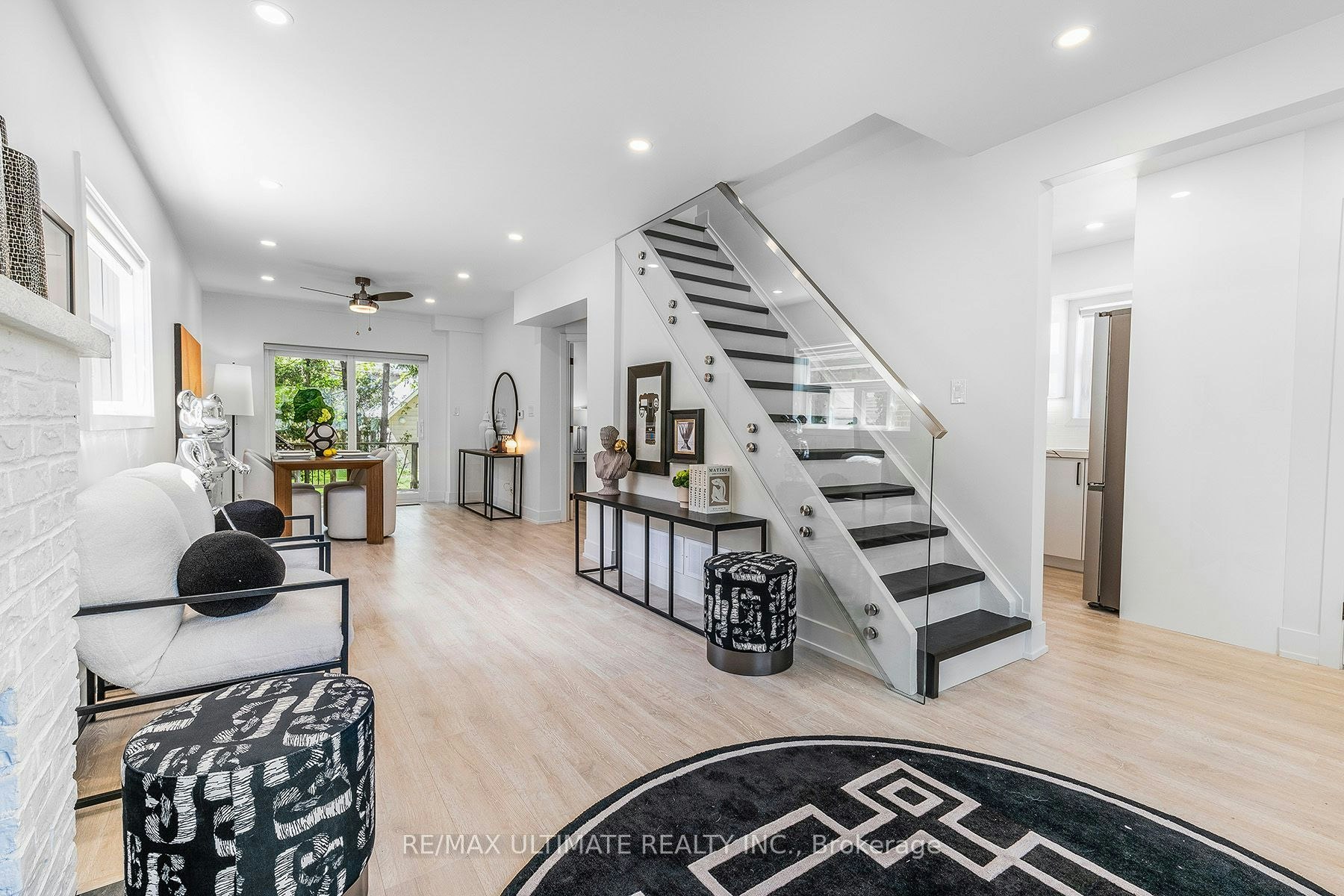 Main-54 Huntington Avenue, Toronto, ON, M1K 4L1