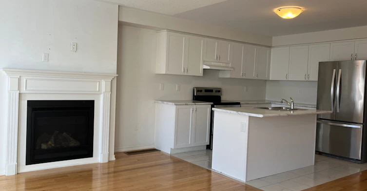 2448 Equestrian Crescent, Oshawa, ON, L1H 7K4 - 5