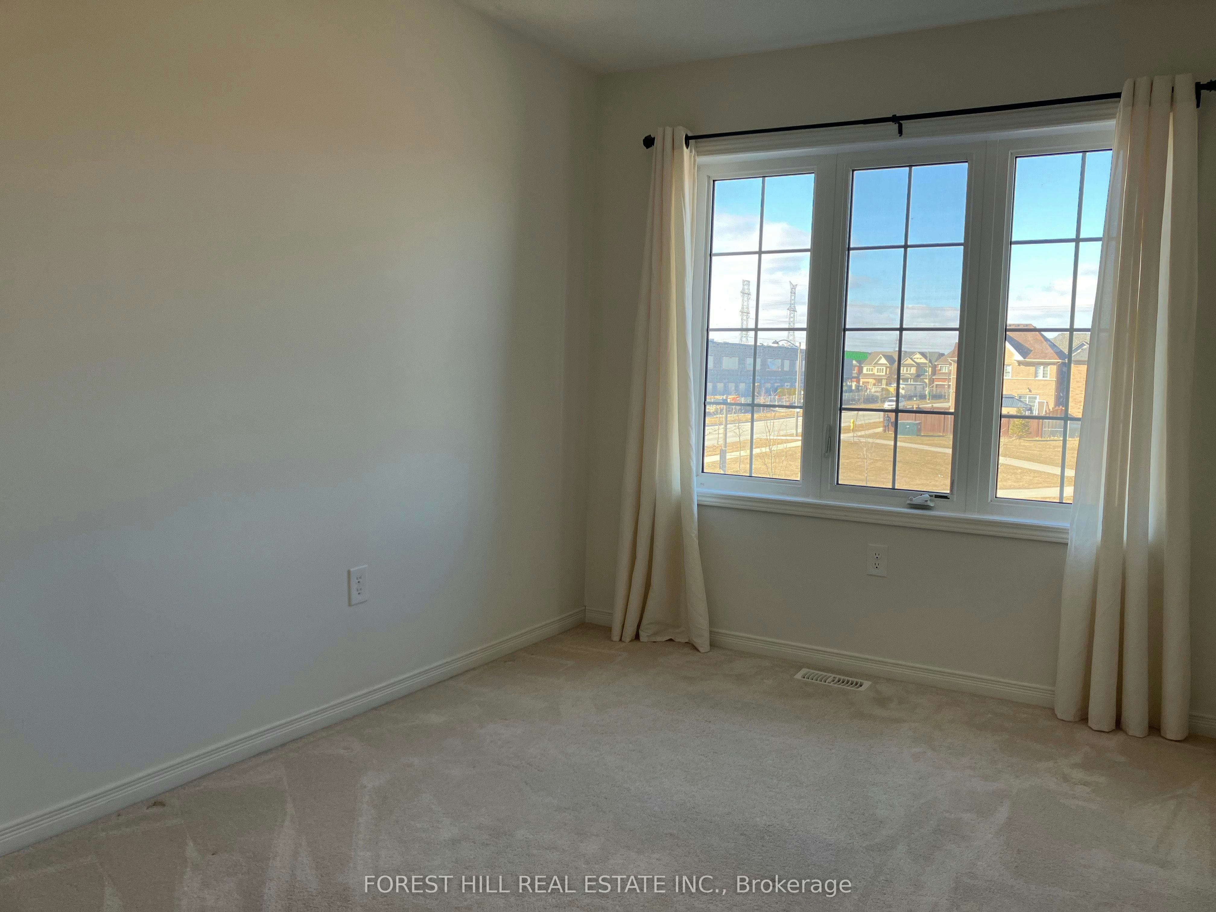 2448 Equestrian Crescent, Oshawa, ON, L1H 7K4 - 13