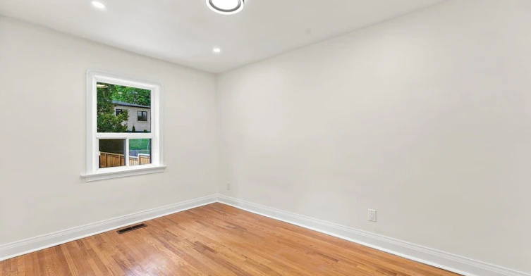 32 Denvale Road, Toronto, ON, M4B 3B5 - 14