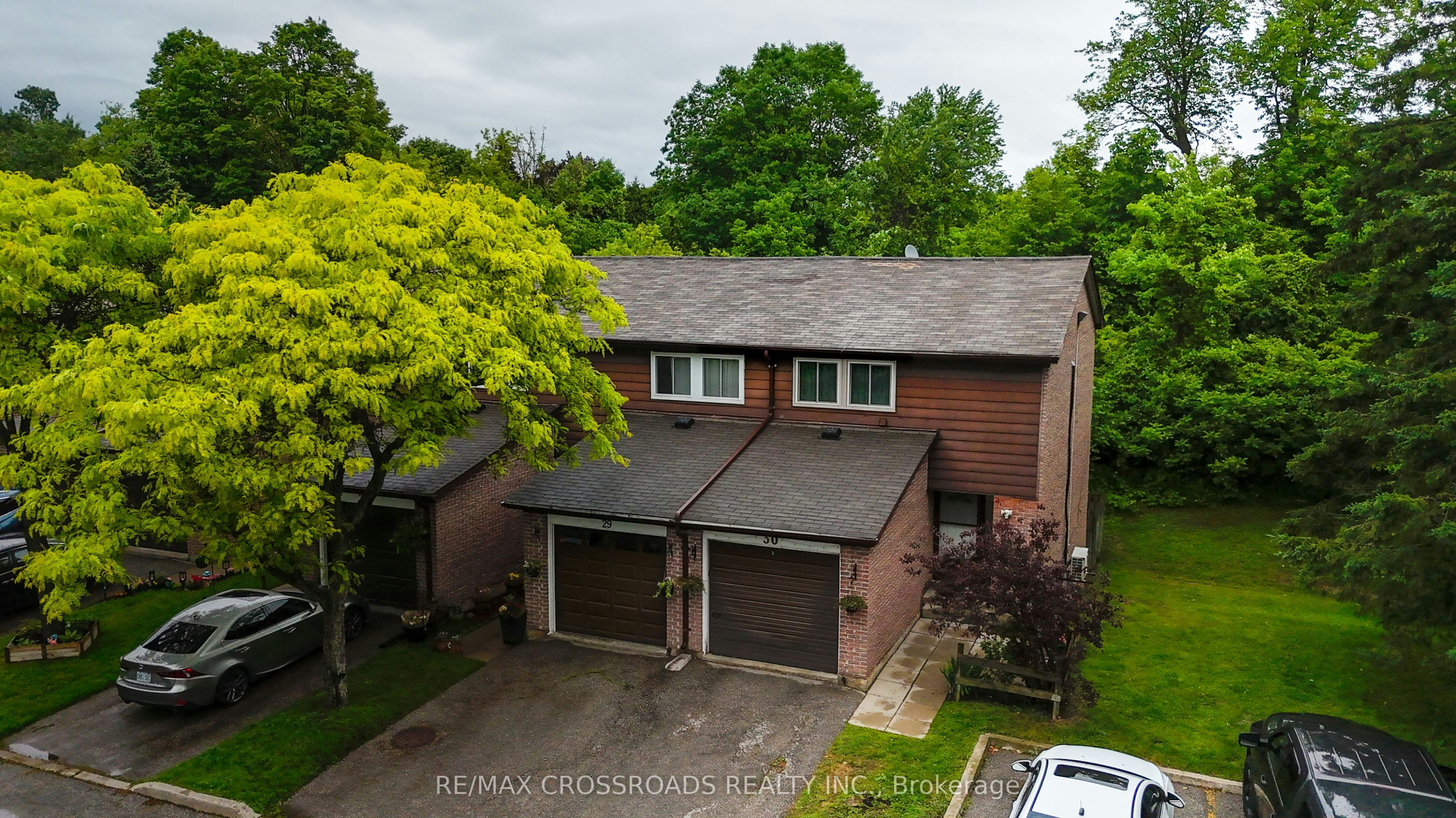 30-350 Camelot Court, Oshawa, ON, L1G 6P7