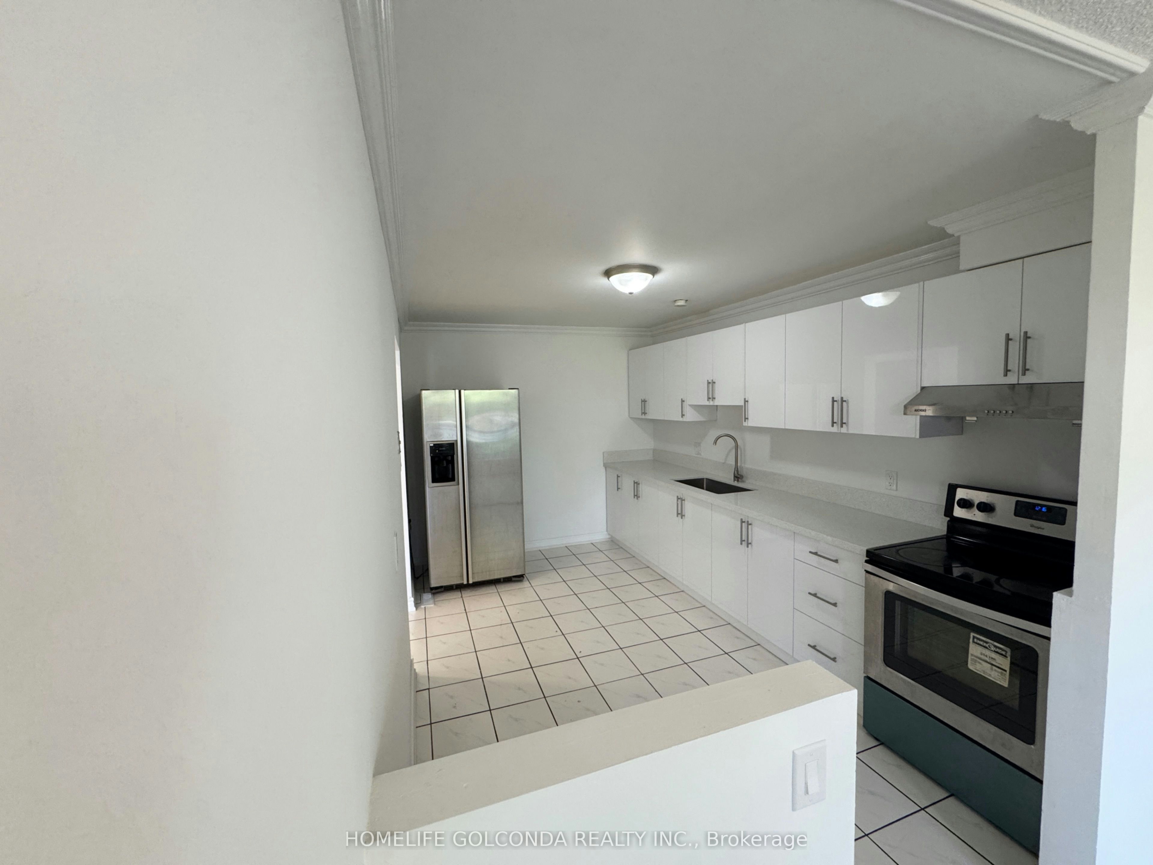 12 Grenbeck Drive, Toronto, ON, M1V 2H6 - 9