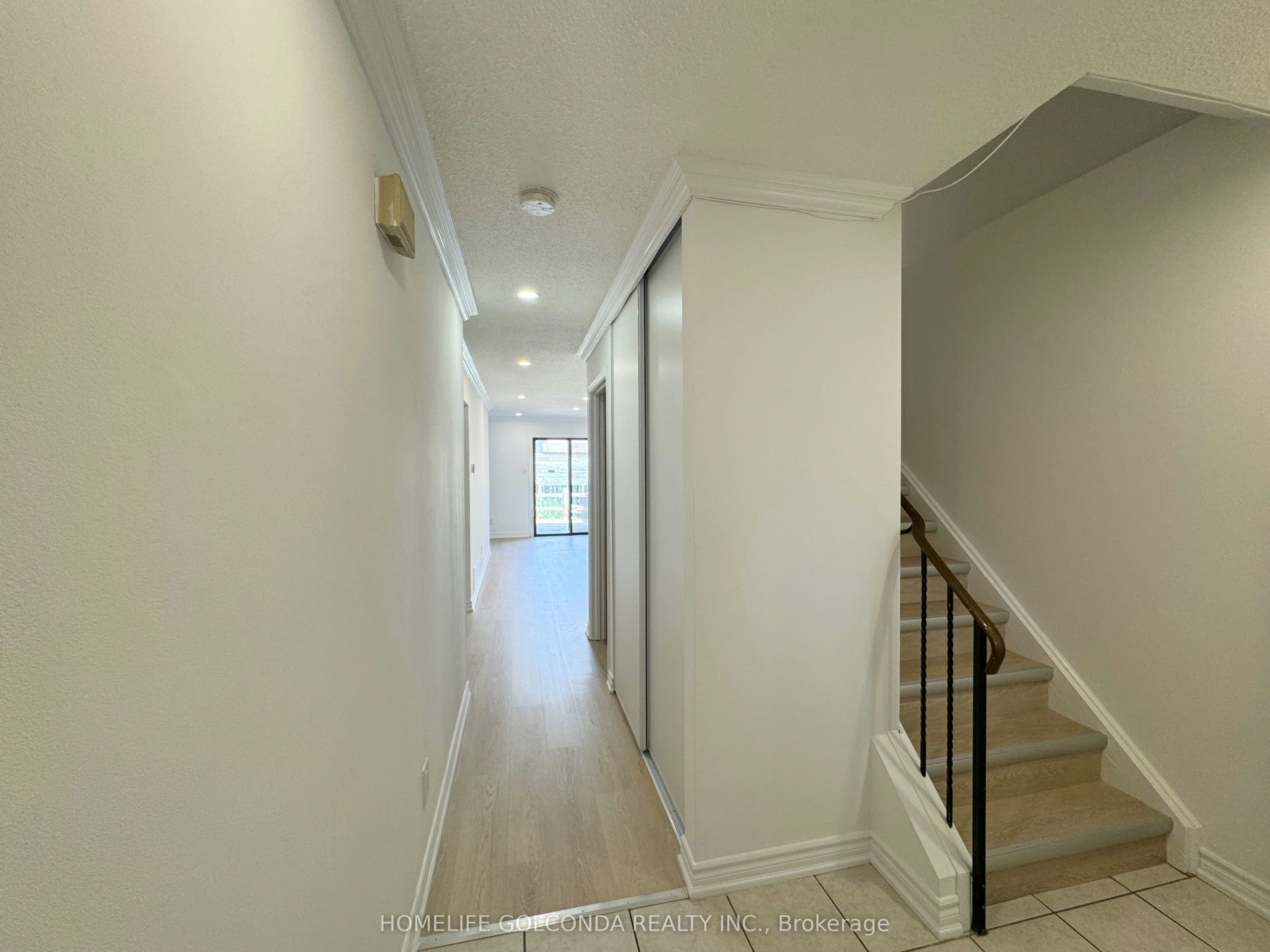 12 Grenbeck Drive, Toronto, ON, M1V 2H6 - 2
