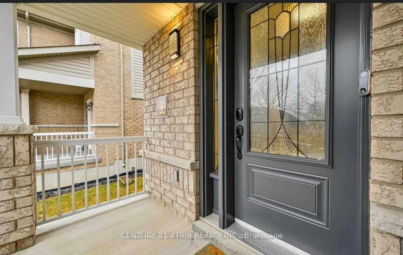43 Redfern Crescent, Clarington, ON, L1C 5G8 - 2
