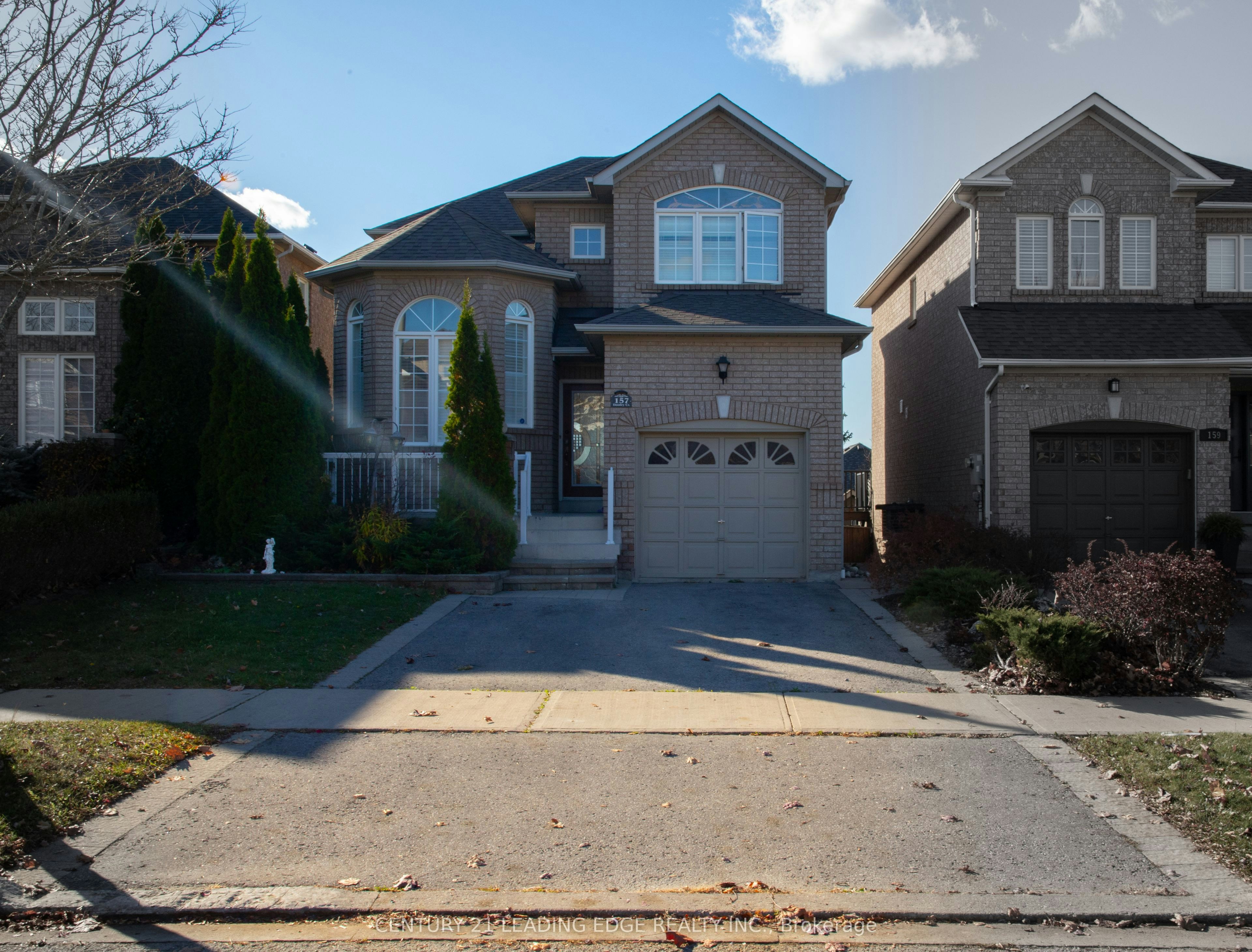 157 Dooley Crescent, Ajax, ON, L1T 4J6