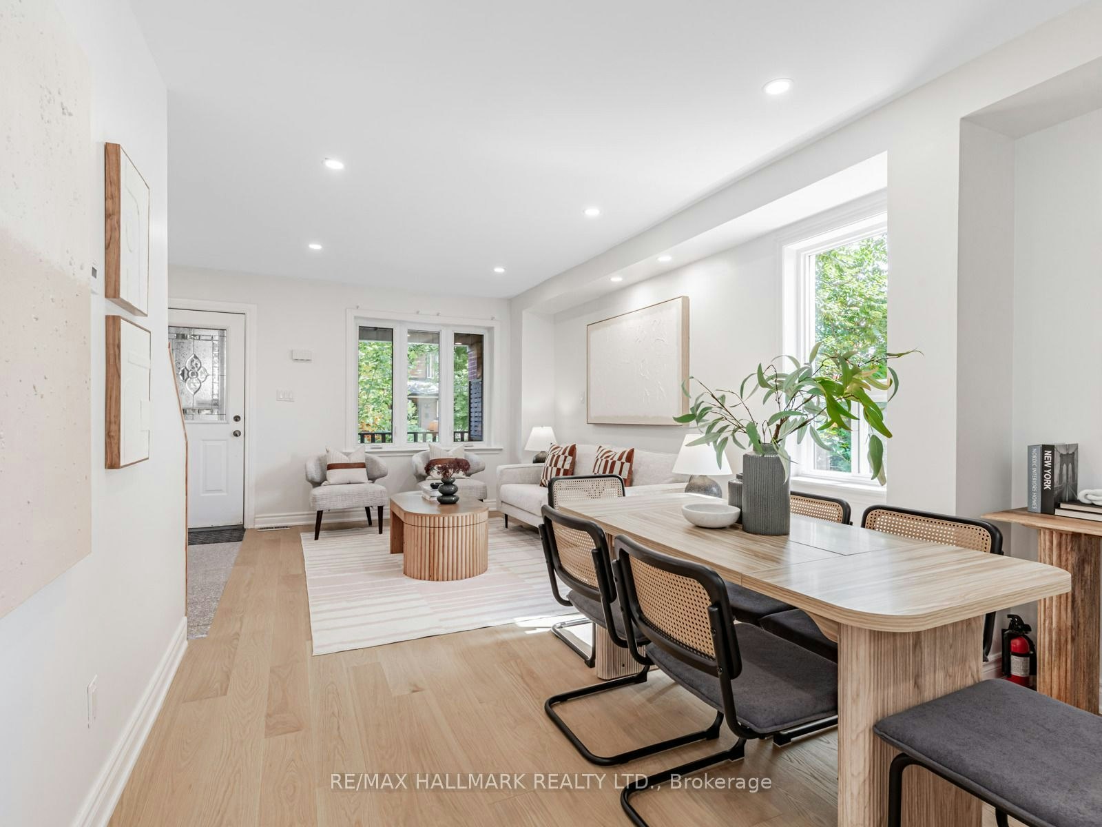 Main-8 Redwood Avenue, Toronto, ON, M4L 2S6 - 7