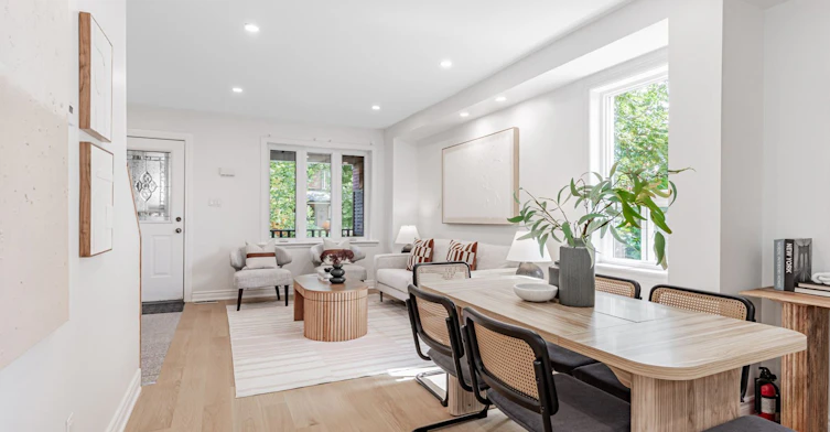 Main-8 Redwood Avenue, Toronto, ON, M4L 2S6 - 7