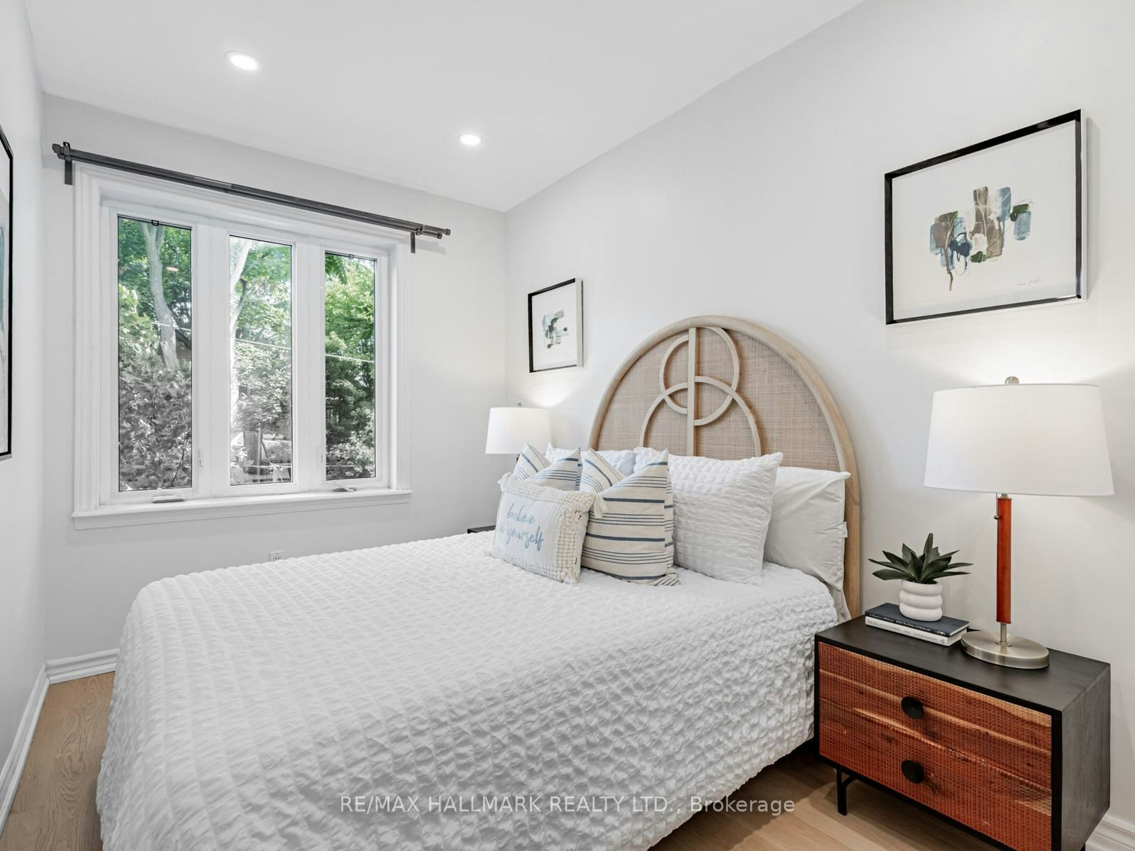 Main-8 Redwood Avenue, Toronto, ON, M4L 2S6 - 15