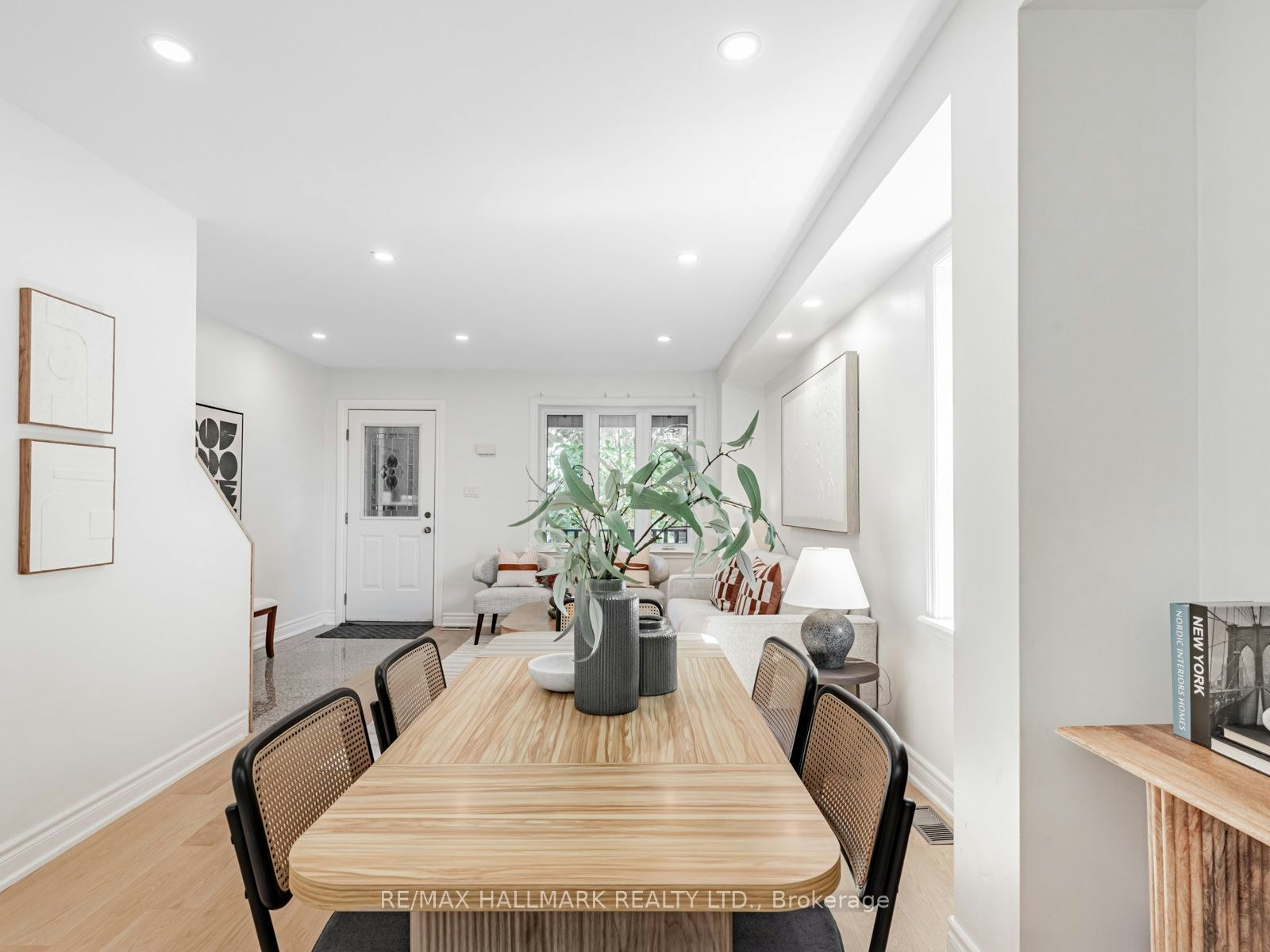 Main-8 Redwood Avenue, Toronto, ON, M4L 2S6 - 8