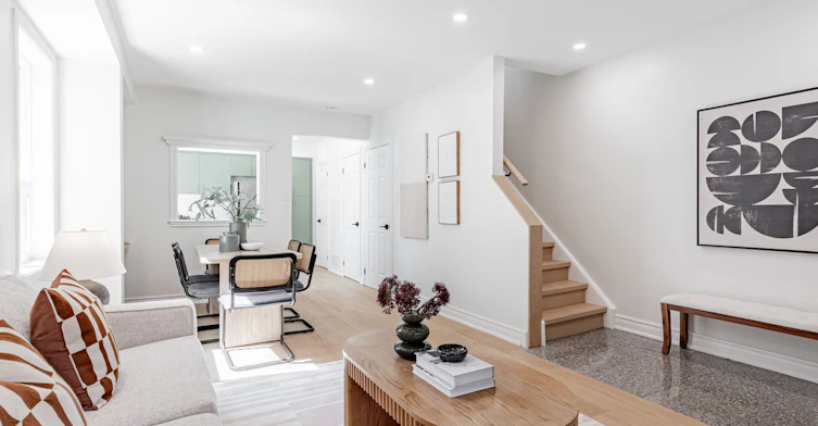 Main-8 Redwood Avenue, Toronto, ON, M4L 2S6 - 6