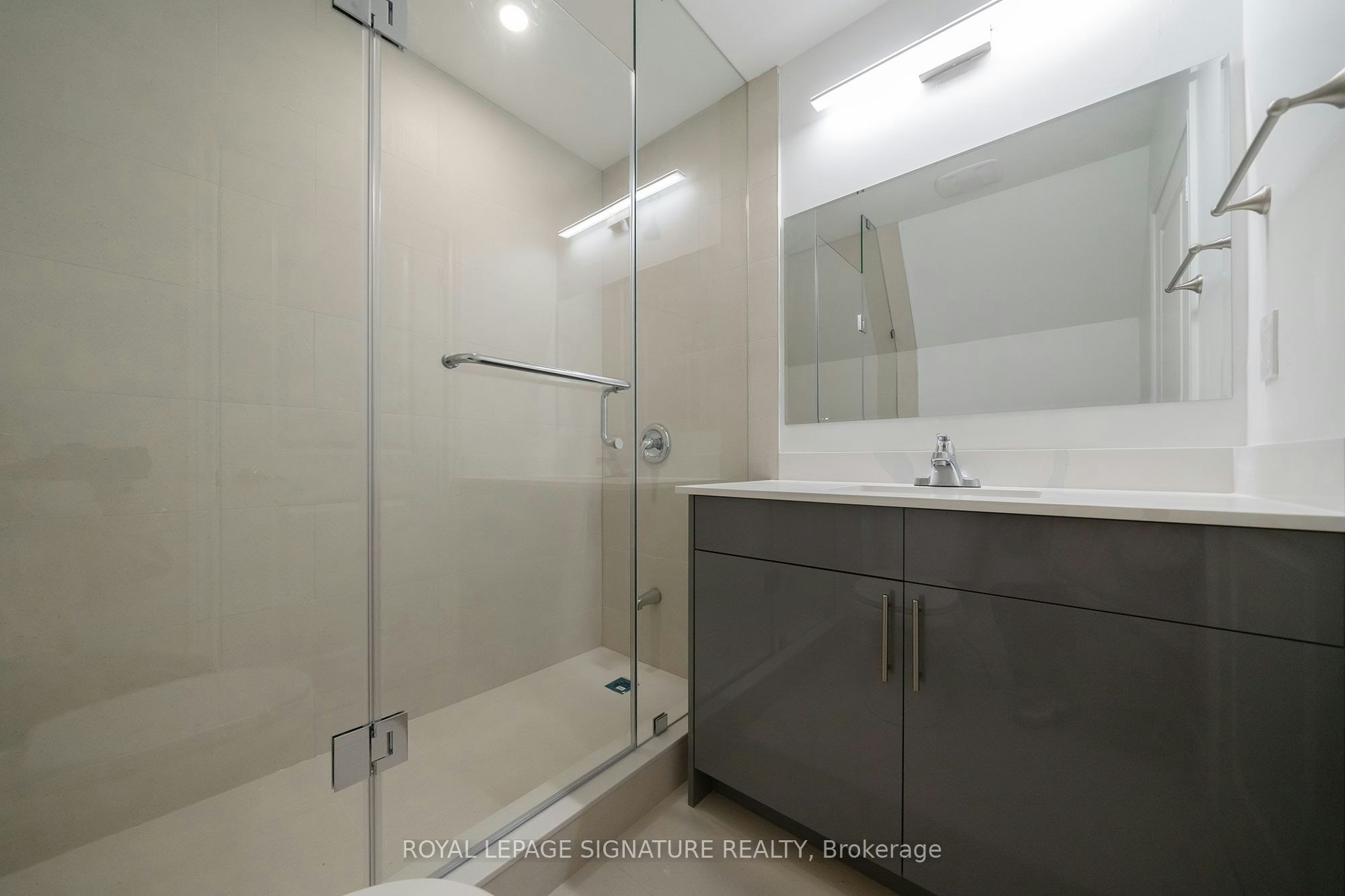 3-2052 Pharmacy Avenue, Toronto, ON, M1T 1H8 - 10