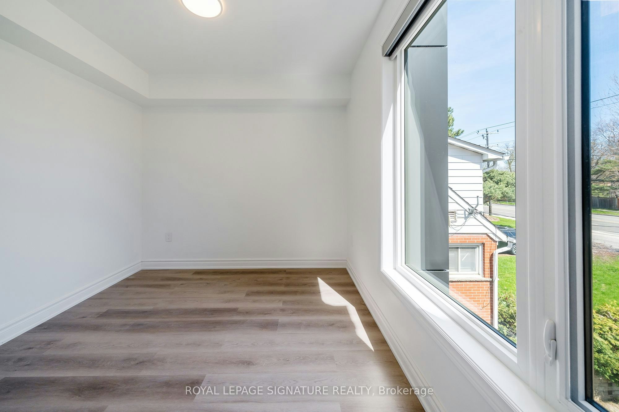 3-2052 Pharmacy Avenue, Toronto, ON, M1T 1H8 - 5