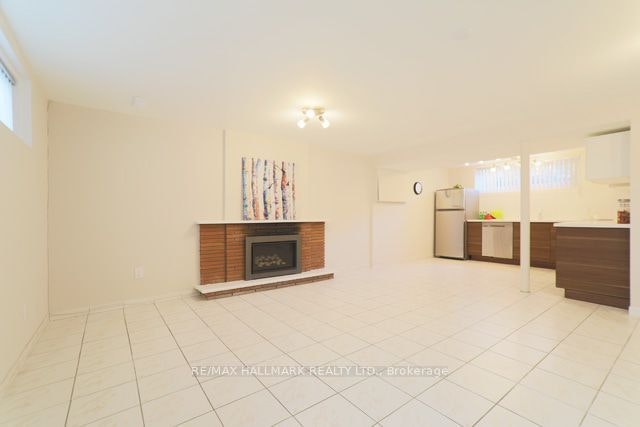 Lower-45 Landfair Crescent, Toronto, ON, M1J 3A6 - 2