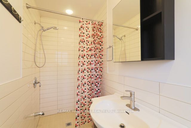 Lower-45 Landfair Crescent, Toronto, ON, M1J 3A6 - 9