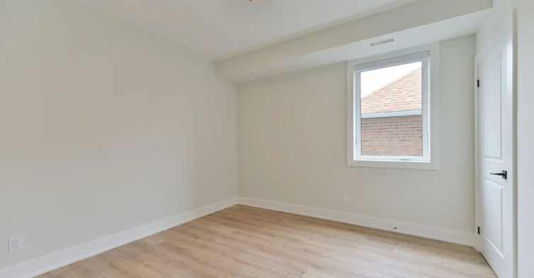 2-2420 Gerrard Street E, Toronto, ON, M4E 2E9 - 21