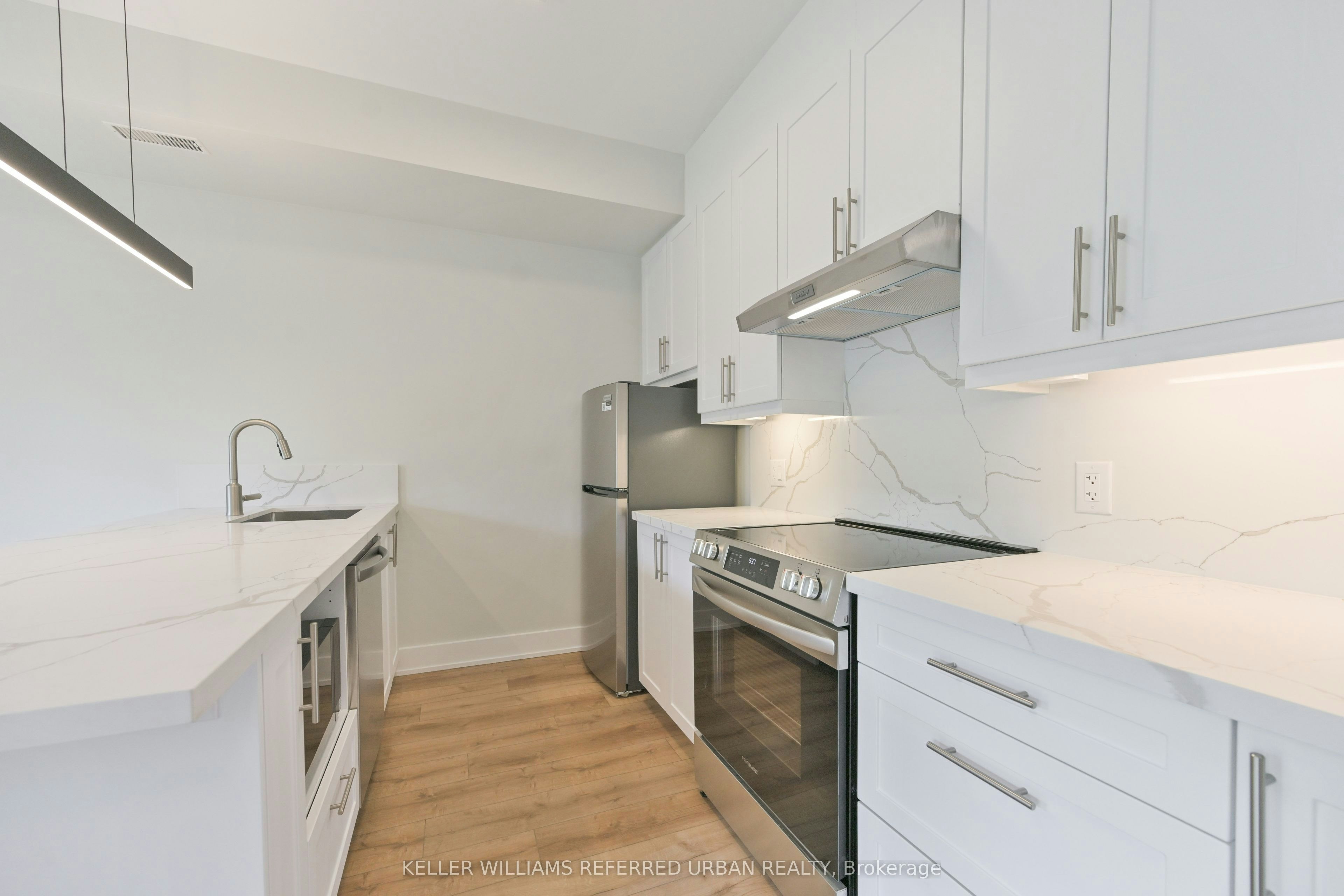 2-2420 Gerrard Street E, Toronto, ON, M4E 2E9 - 13
