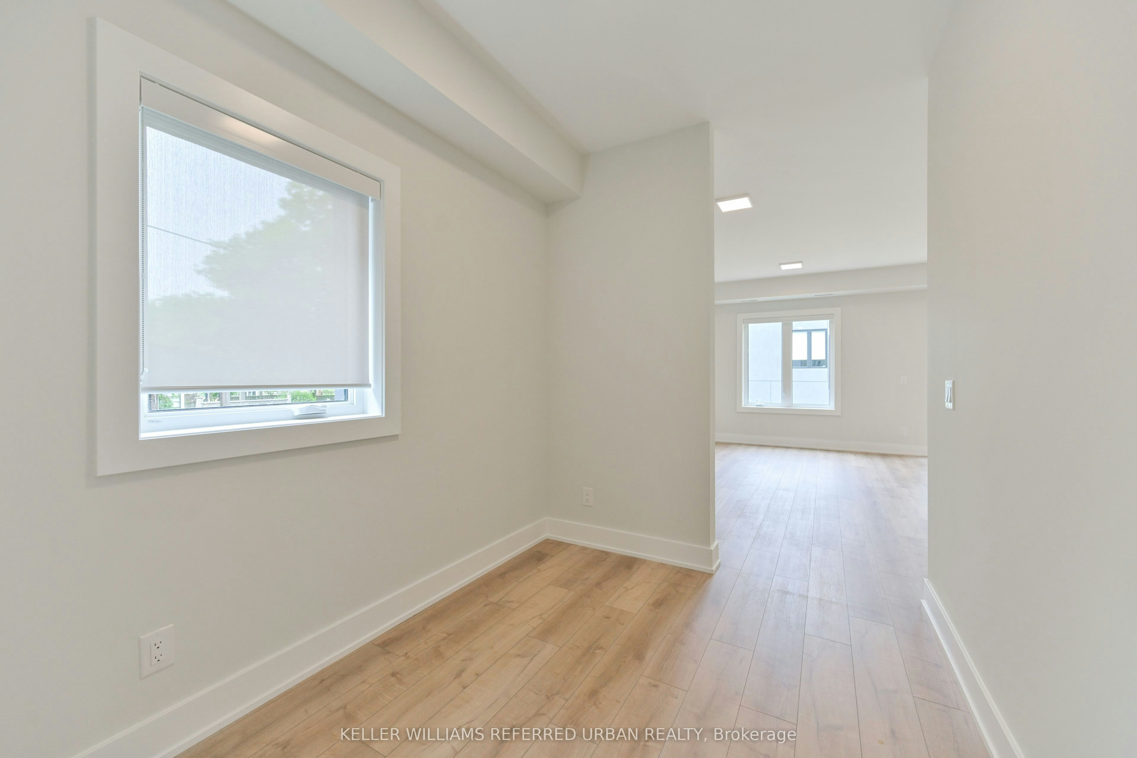 2-2420 Gerrard Street E, Toronto, ON, M4E 2E9 - 7