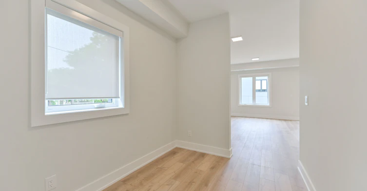 2-2420 Gerrard Street E, Toronto, ON, M4E 2E9 - 7