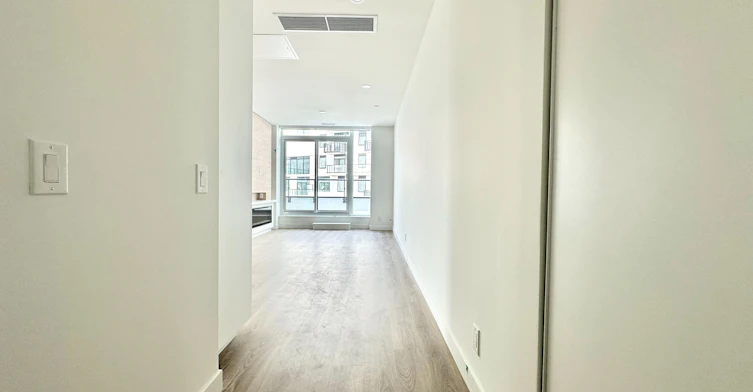 804-1050 Eastern Avenue, Toronto, ON, M4L 0B7 - 2
