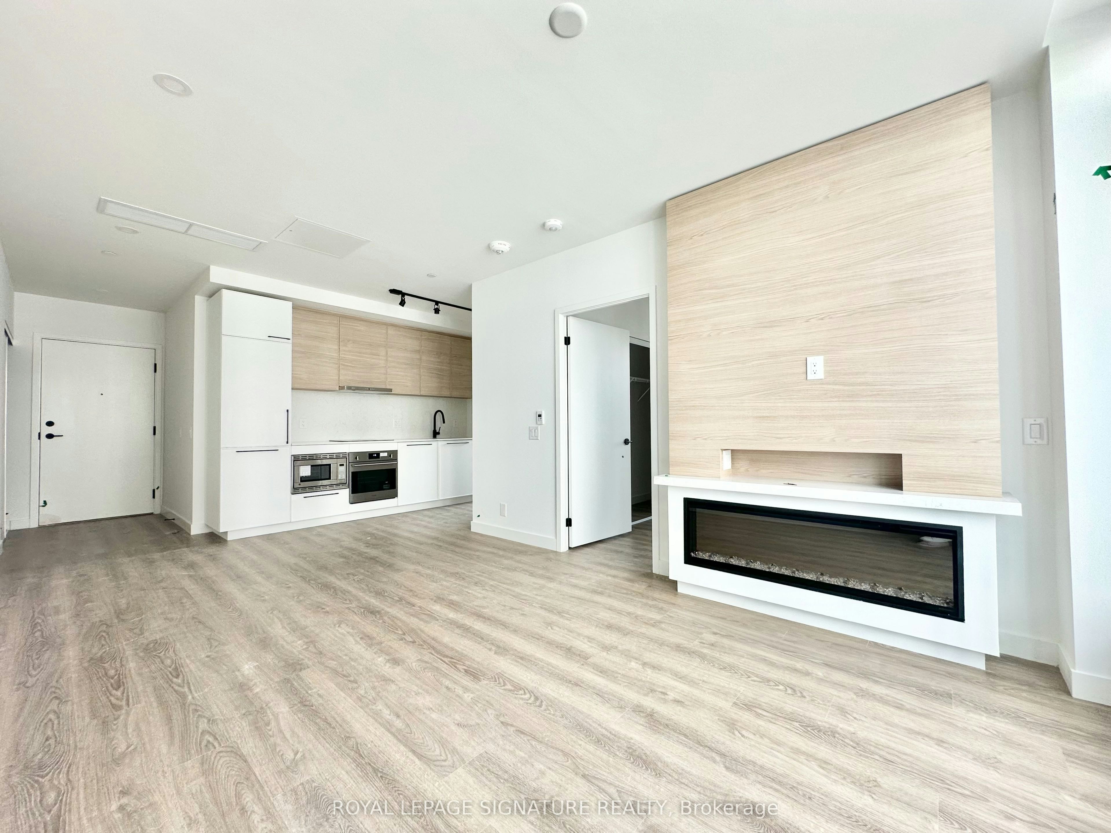 804-1050 Eastern Avenue, Toronto, ON, M4L 0B7 - 4