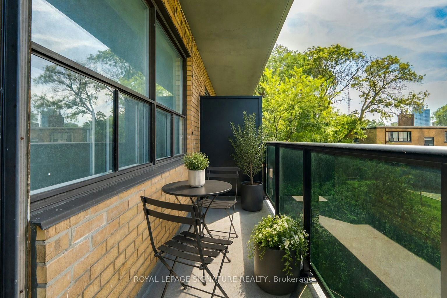 203-15 Gamble Avenue, Toronto, ON, M4K 2H3 - 7