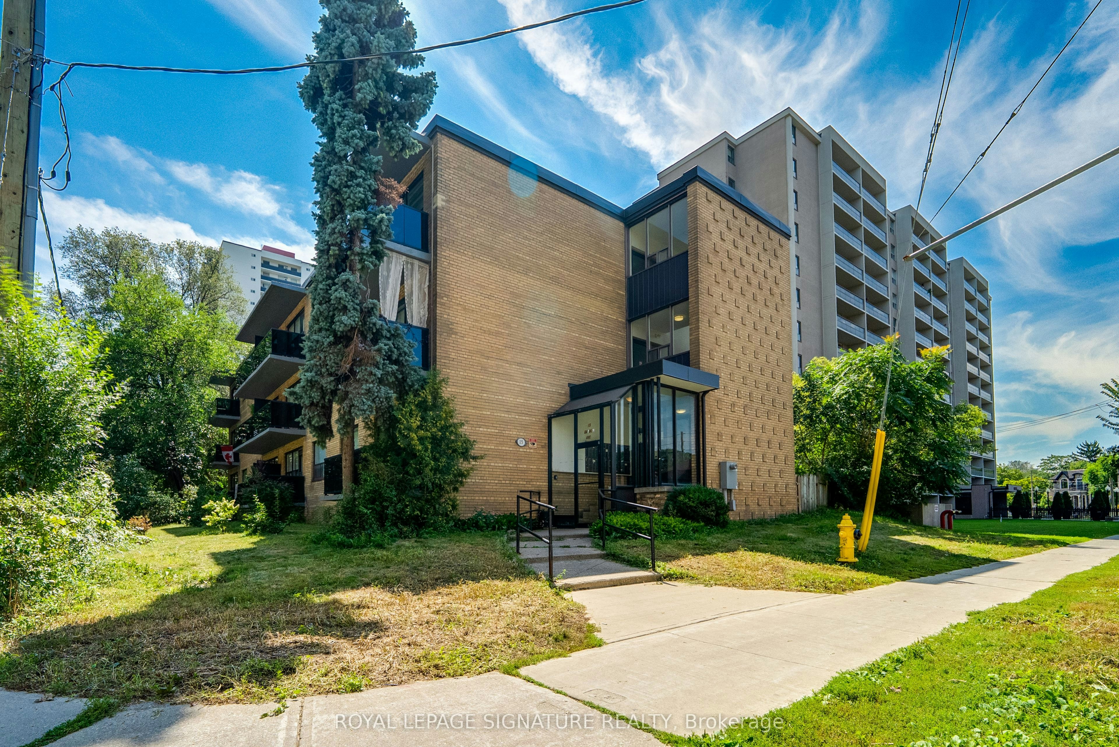303-15 Gamble Avenue, Toronto, ON, M4K 2H3 - 8