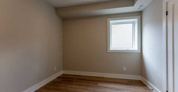3-352 Jones Avenue, Toronto, ON, M4J 3G3 - 7