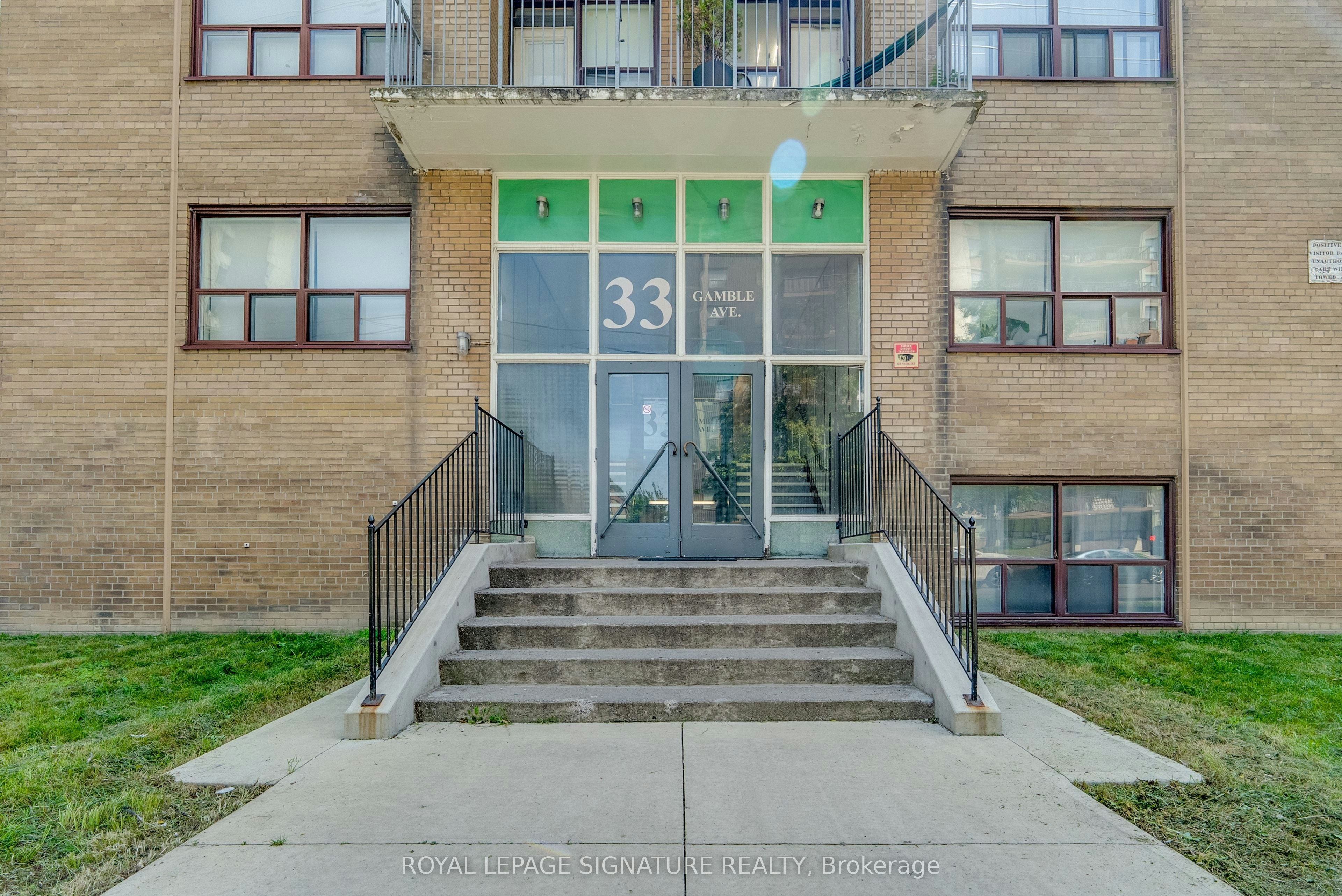 107-33 Gamble Avenue, Toronto, ON, M4K 2H4 - 11