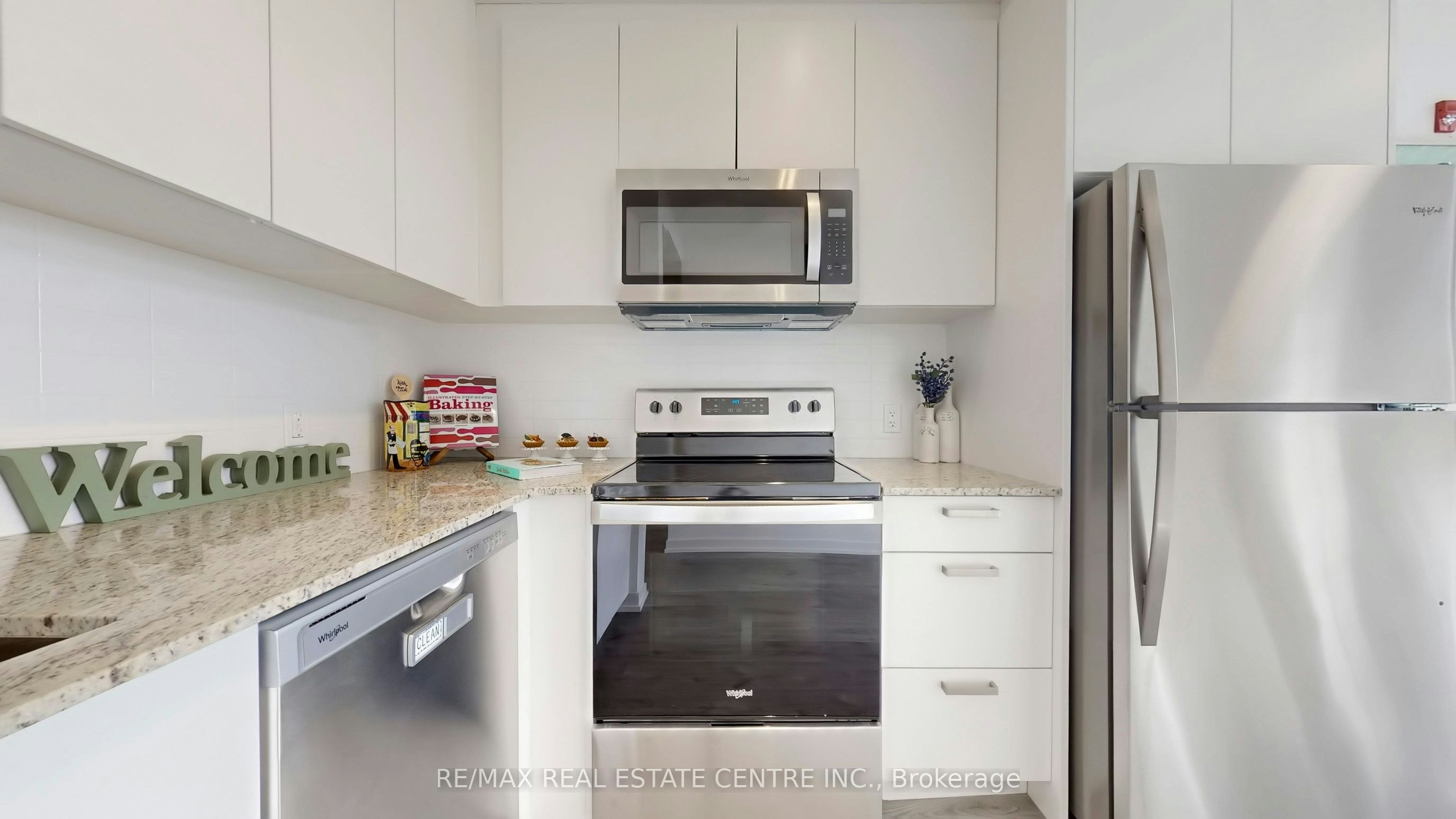 PH12-1010 Dundas Street E, Whitby, ON, L1N 2K2 - 20