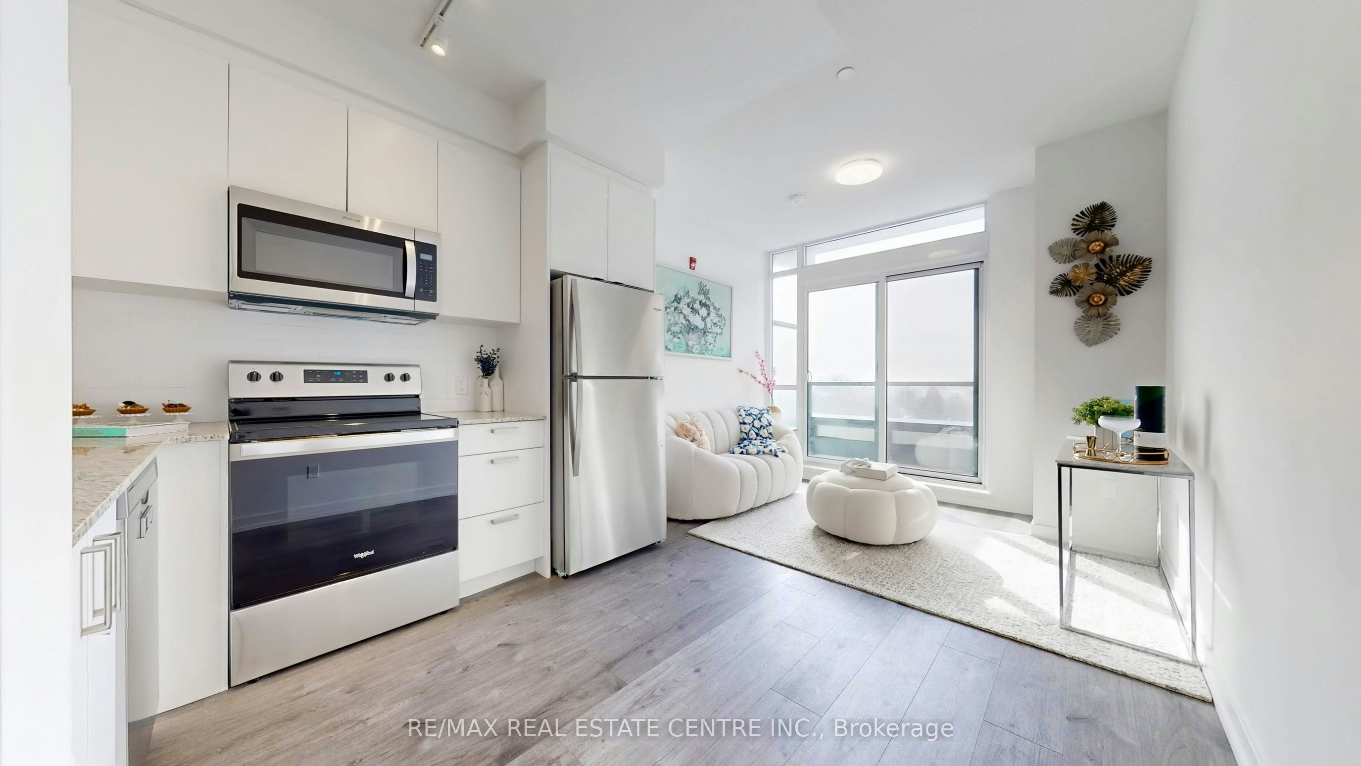 PH12-1010 Dundas Street E, Whitby, ON, L1N 2K2 - 14