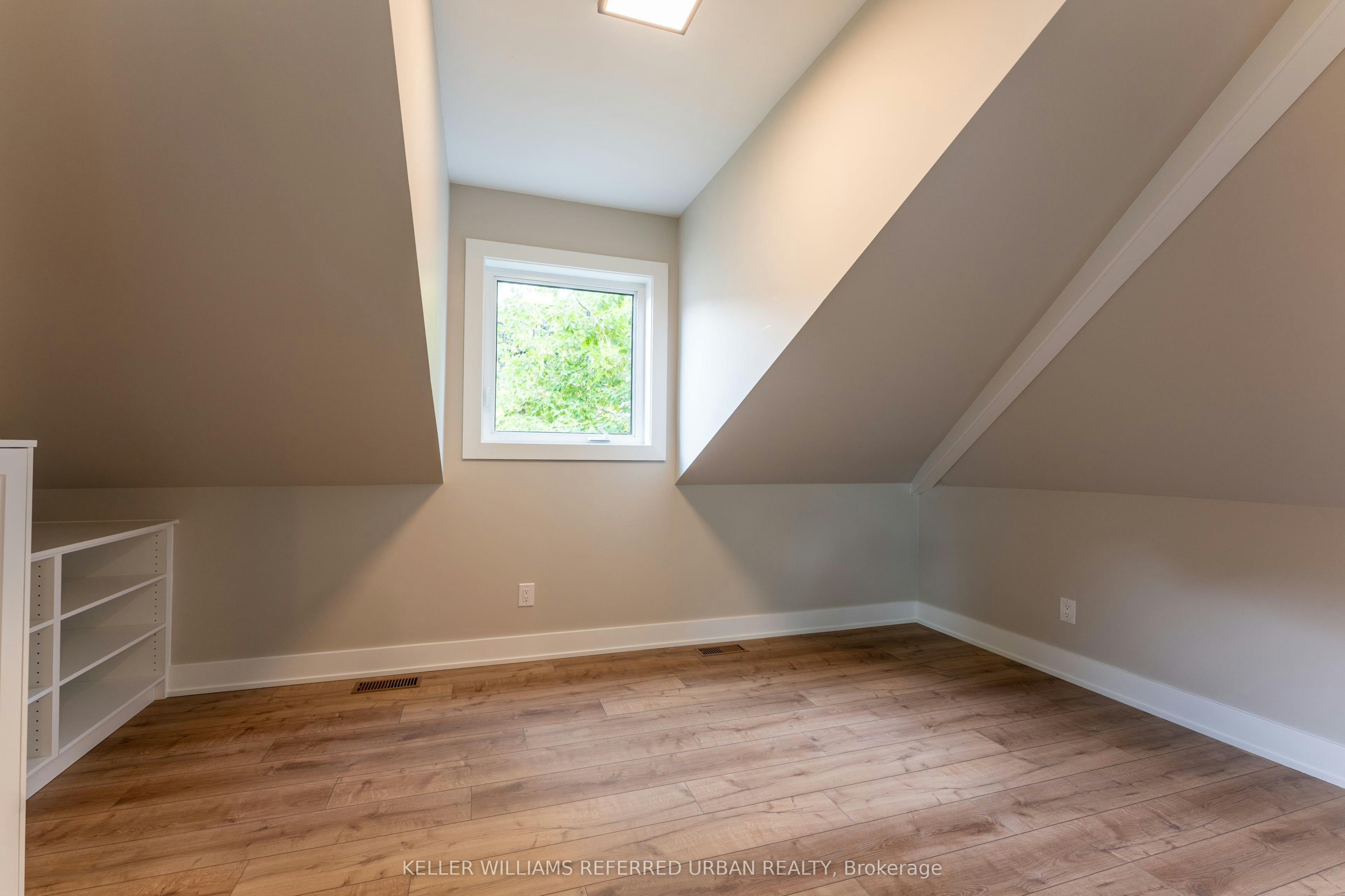 5-352 Jones Avenue, Toronto, ON, M4J 3G3 - 13