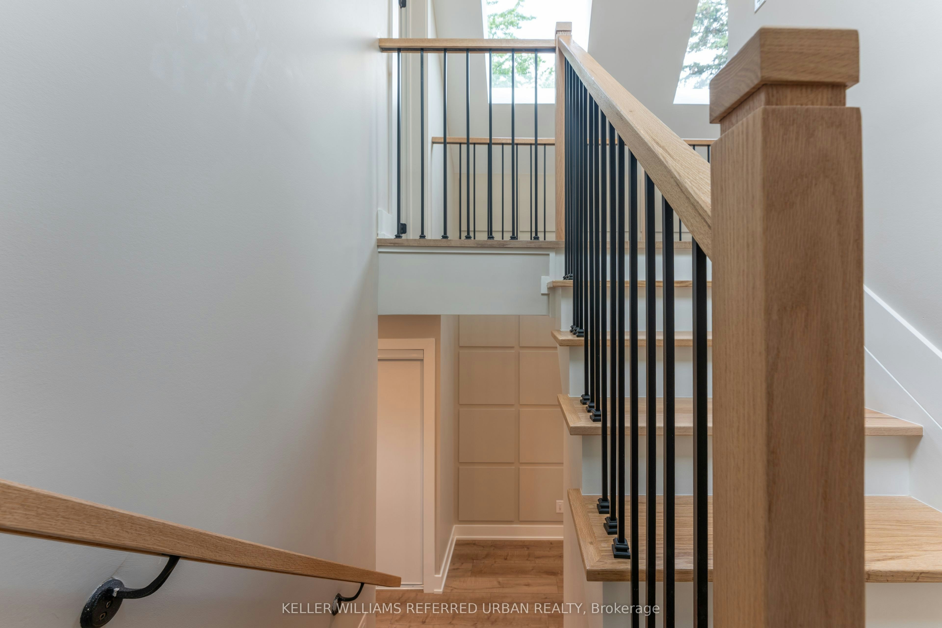 5-352 Jones Avenue, Toronto, ON, M4J 3G3 - 9