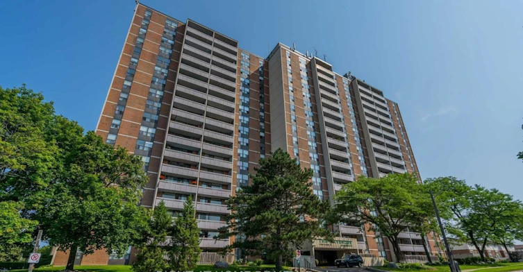 107-1210 Radom Street, Pickering, ON, L1W 2X3
