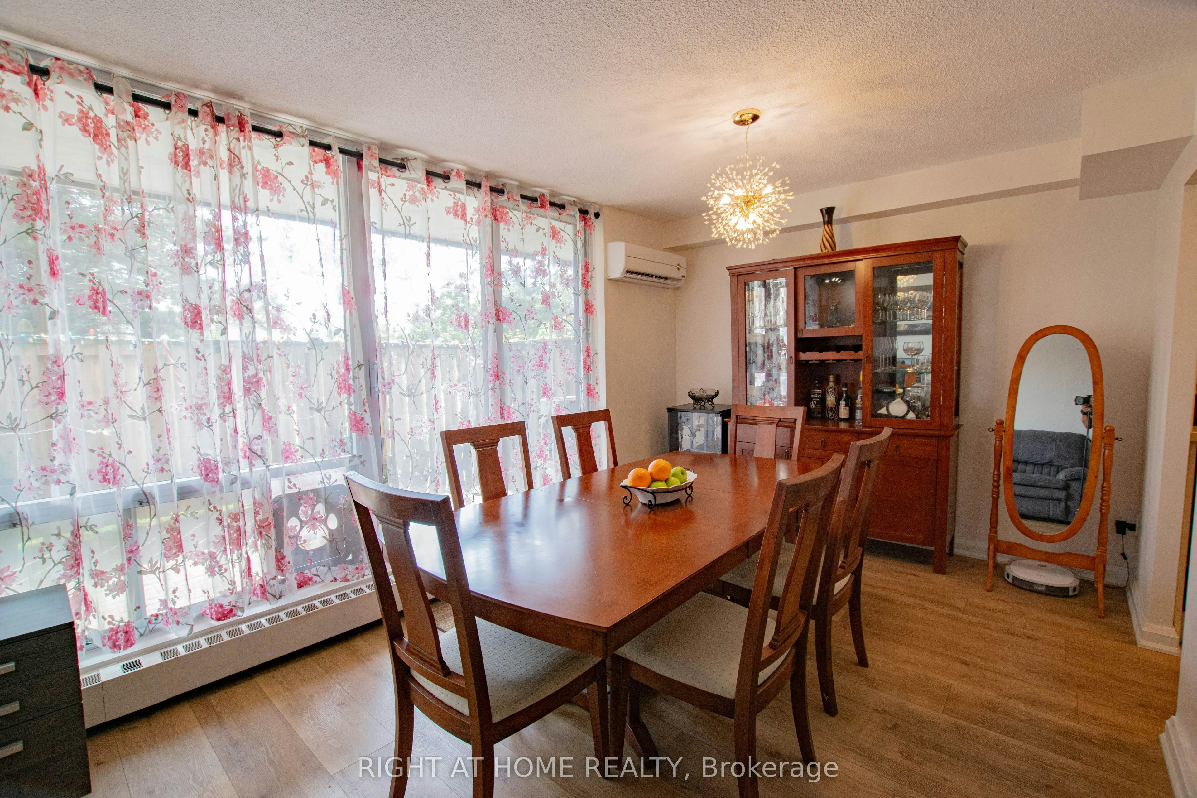 107-1210 Radom Street, Pickering, ON, L1W 2X3 - 6