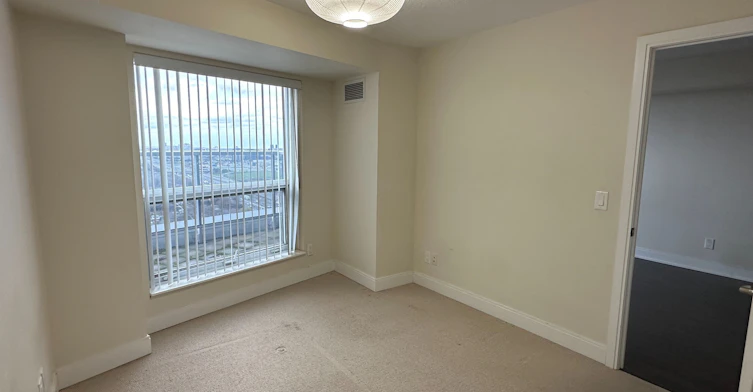 3725-135 Village Green Square, Toronto, ON, M1S 0G4 - 10
