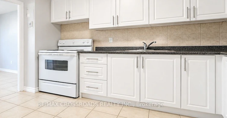 204-1181 Ellesmere Road, Toronto, ON, M1P 2X6 - 4